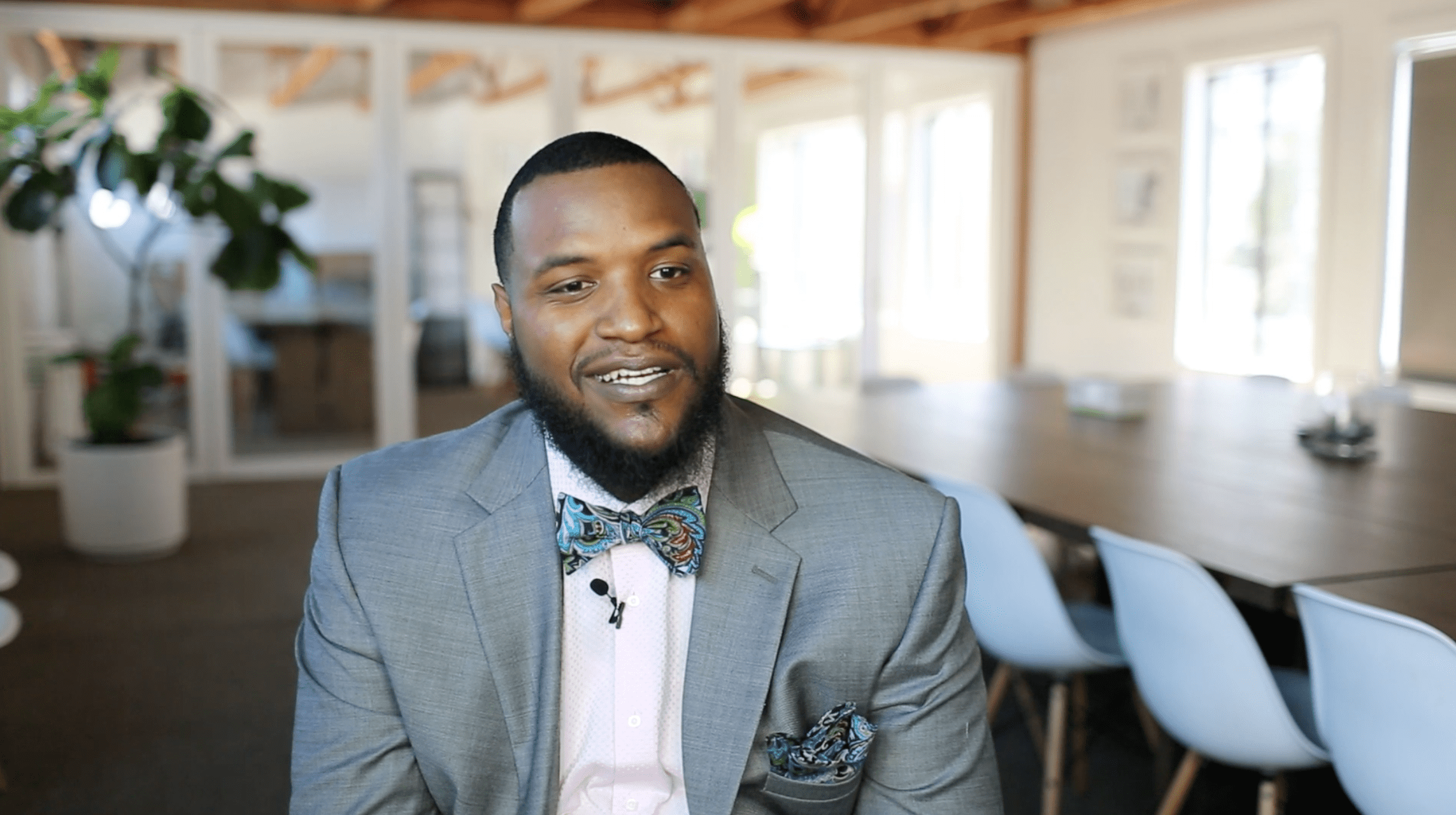 How One Barber Overcame His Difficult Past And Became A Celebrity Stylist