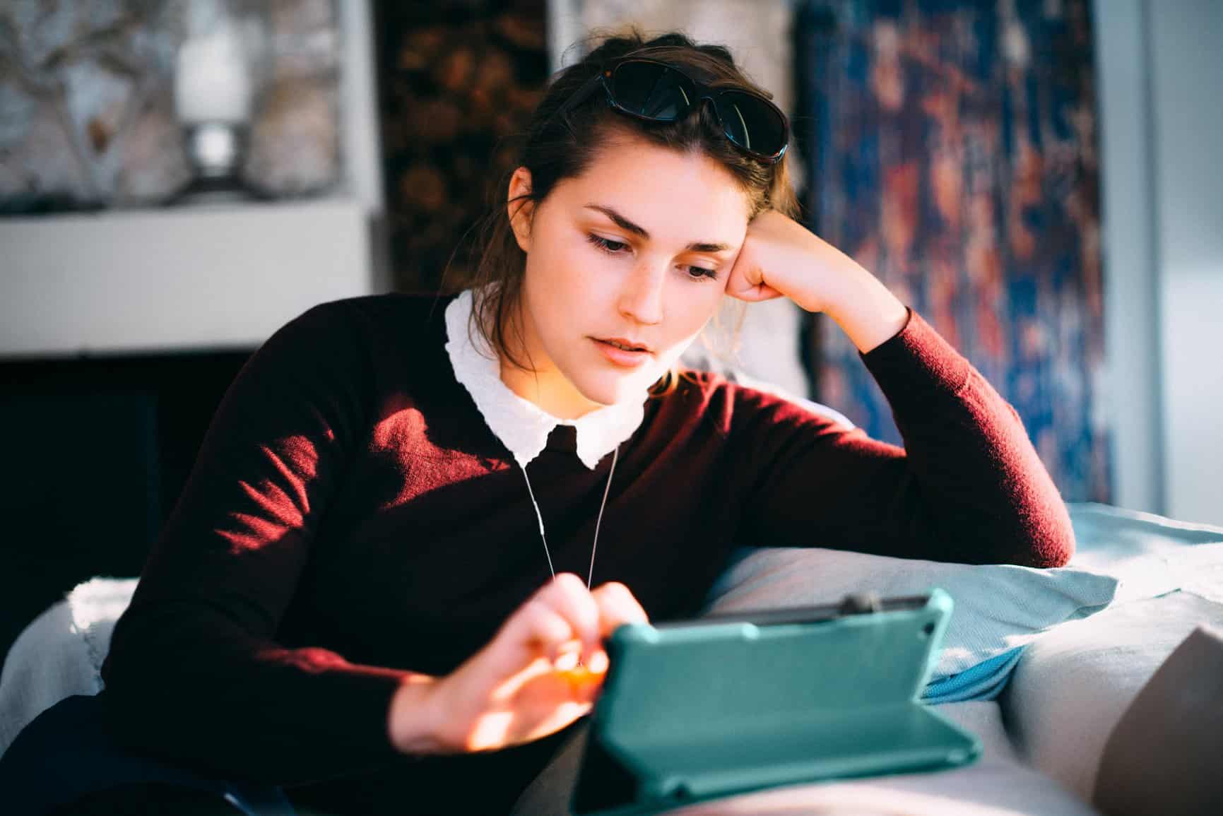 Why Nobody Reads Your Emails