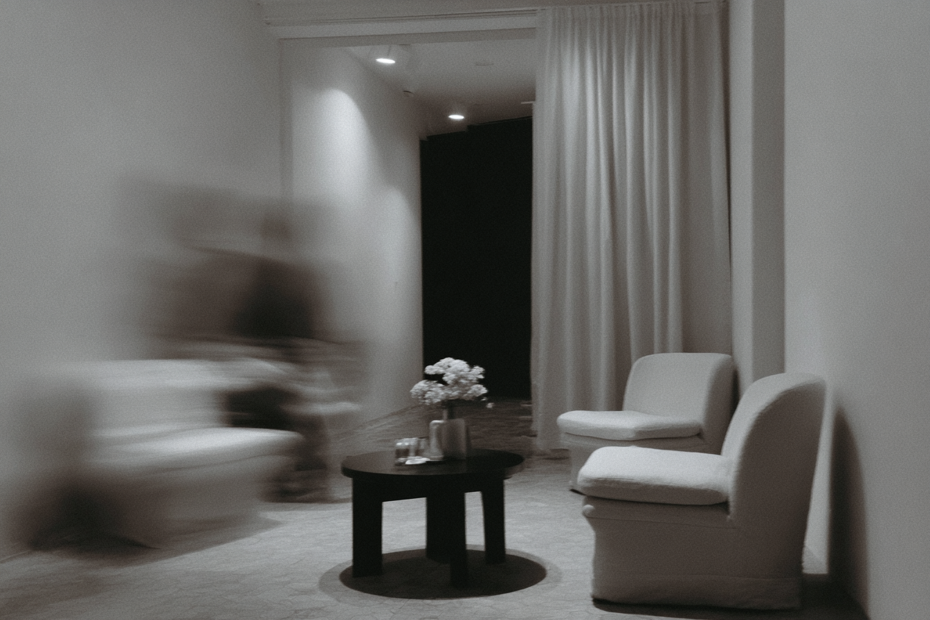 Signing a Salon Suite Lease Agreement: What to Check