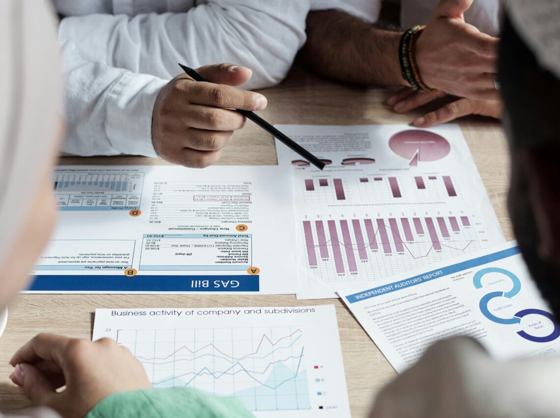 Saving for Retirement as an Independent Service Provider